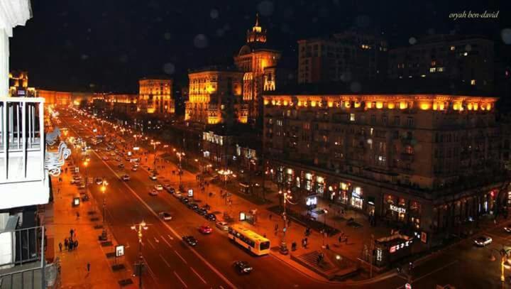 Amazing Apartment In The Center Of Kiev Kültér fotó