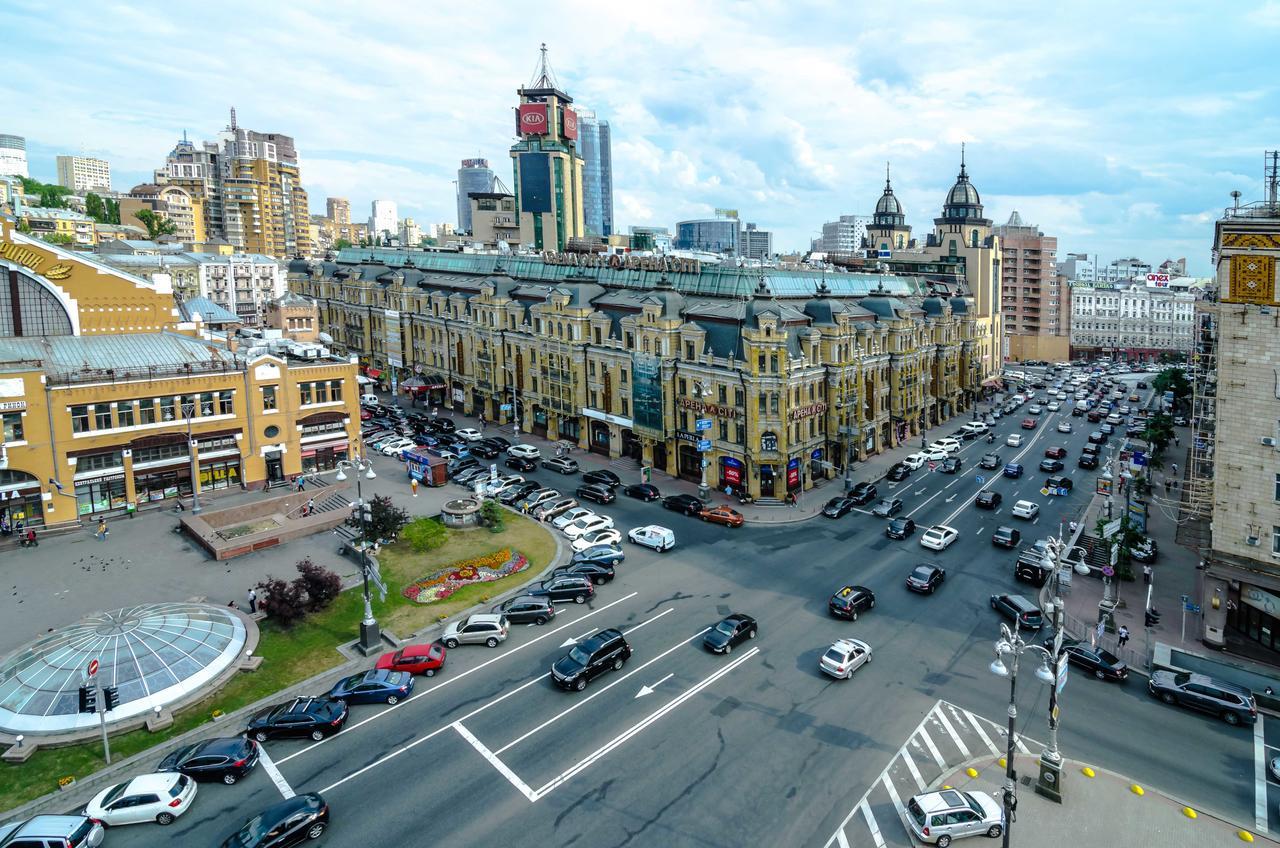 Amazing Apartment In The Center Of Kiev Kültér fotó