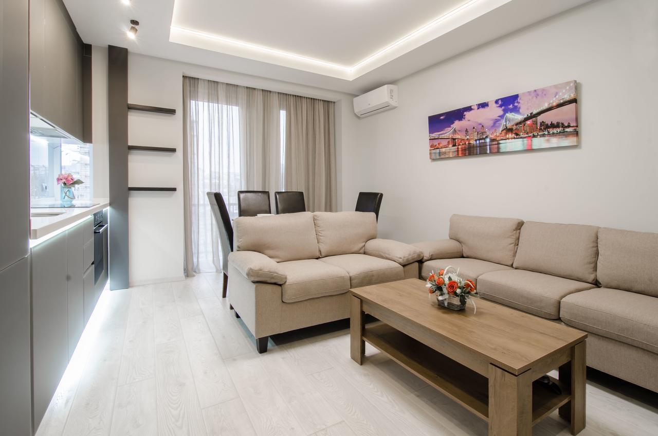 Amazing Apartment In The Center Of Kiev Kültér fotó